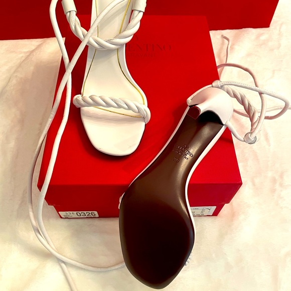 Valentino Garavini White Rope 100M Sandals - Picture 3 of 6